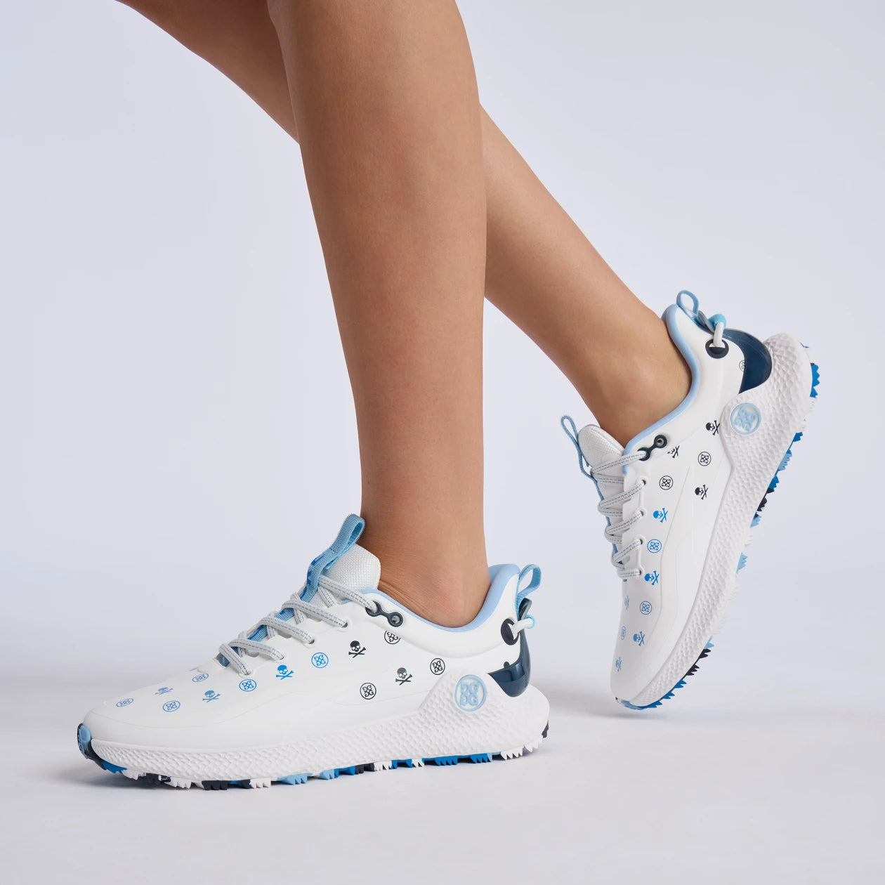 2026 G/Fore Women's MG4+ O2 Gradient Skull & Tees Golf Shoes: Snow/Multi