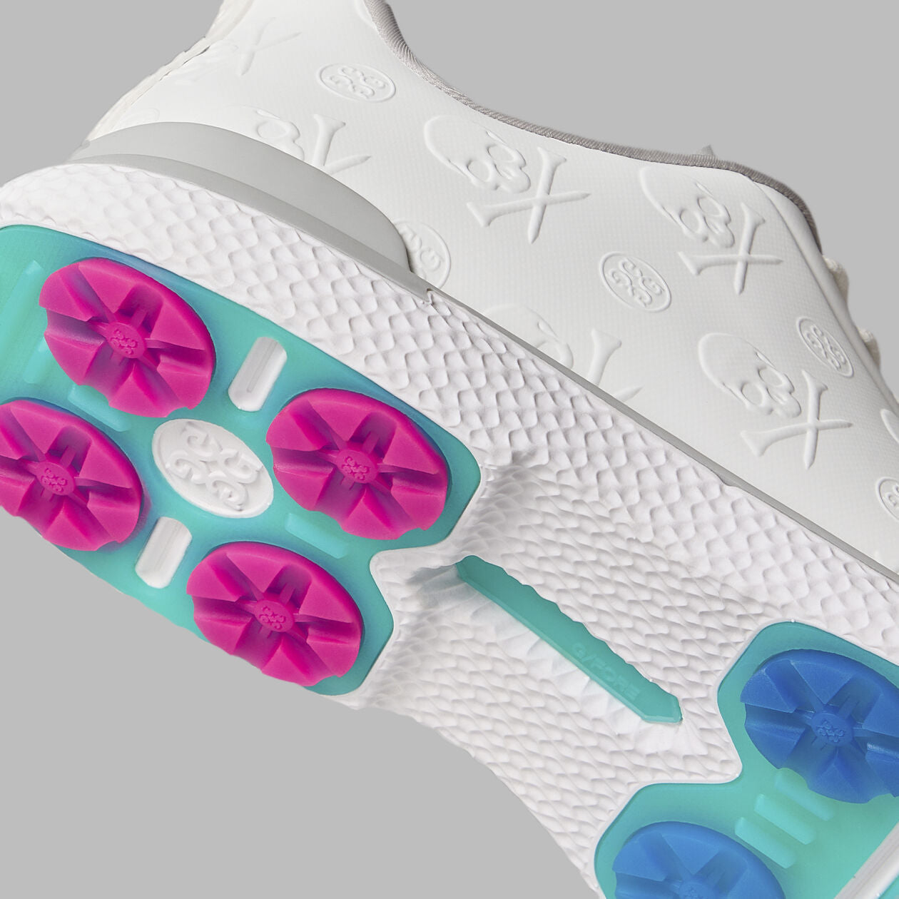 2025 G/Fore Men's Gallivan2r Embossed Skull & Tees Golf Shoes: Snow/Nimbus