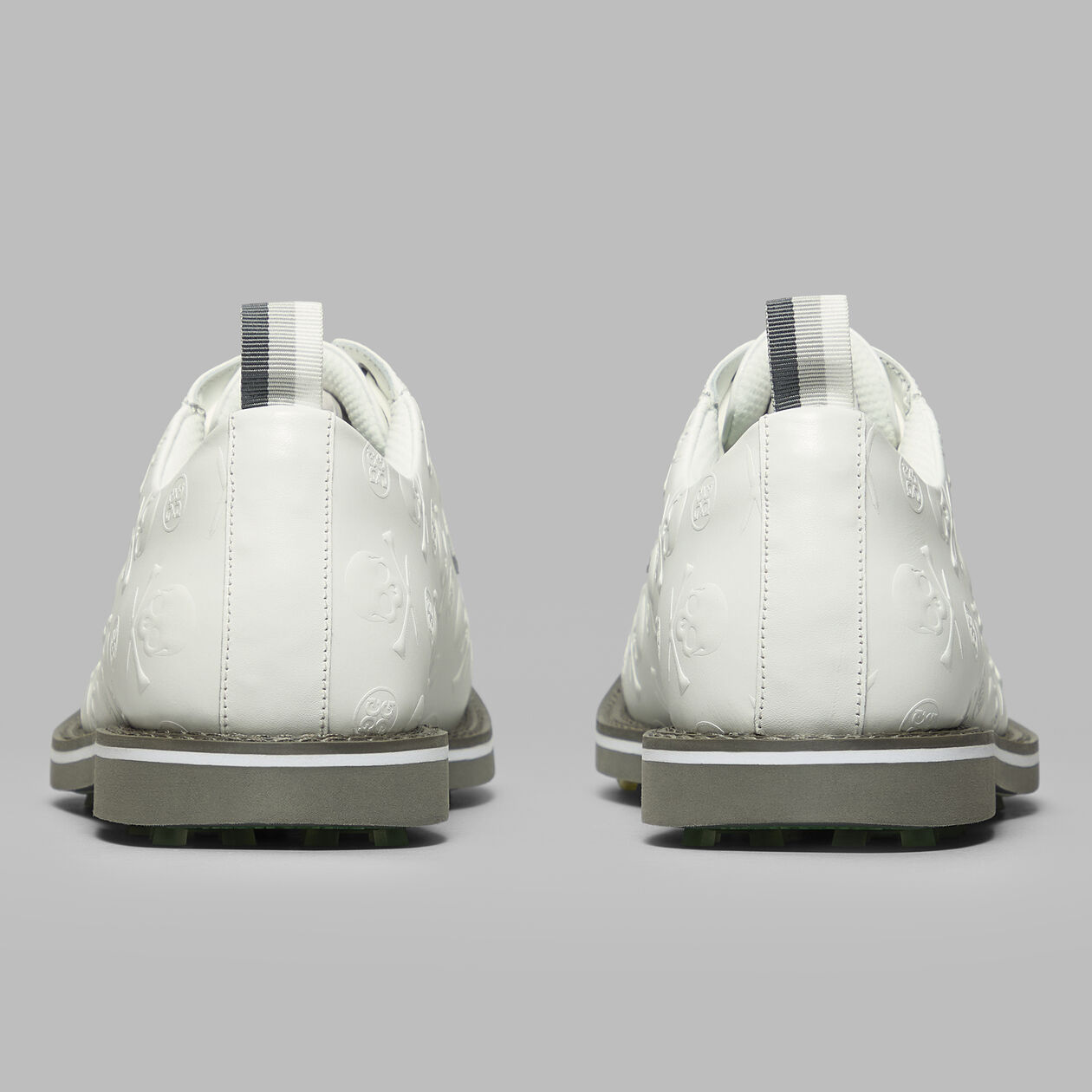 2025 G/Fore Men's Gallivanter Embossed Skull & Tees Leather Golf Shoes: Snow/Charcoal